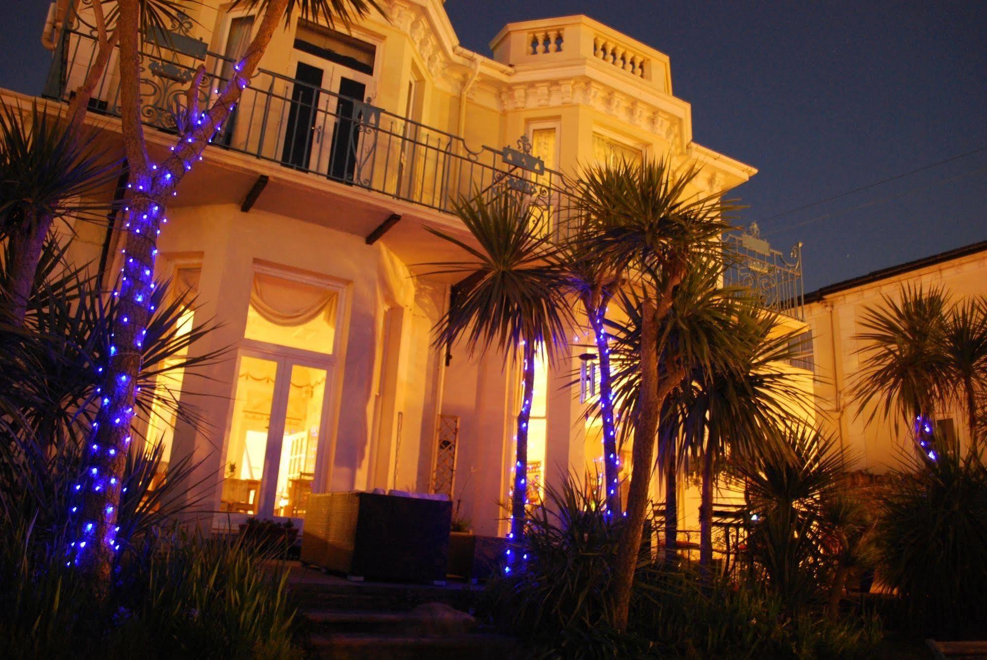The Torcroft Bed and Breakfast Torquay Buitenkant foto